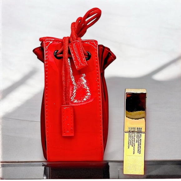 GXVE Original Sauce Liquid Lipstick + MAC Patent Drawstring Bag - Picture 7 of 13